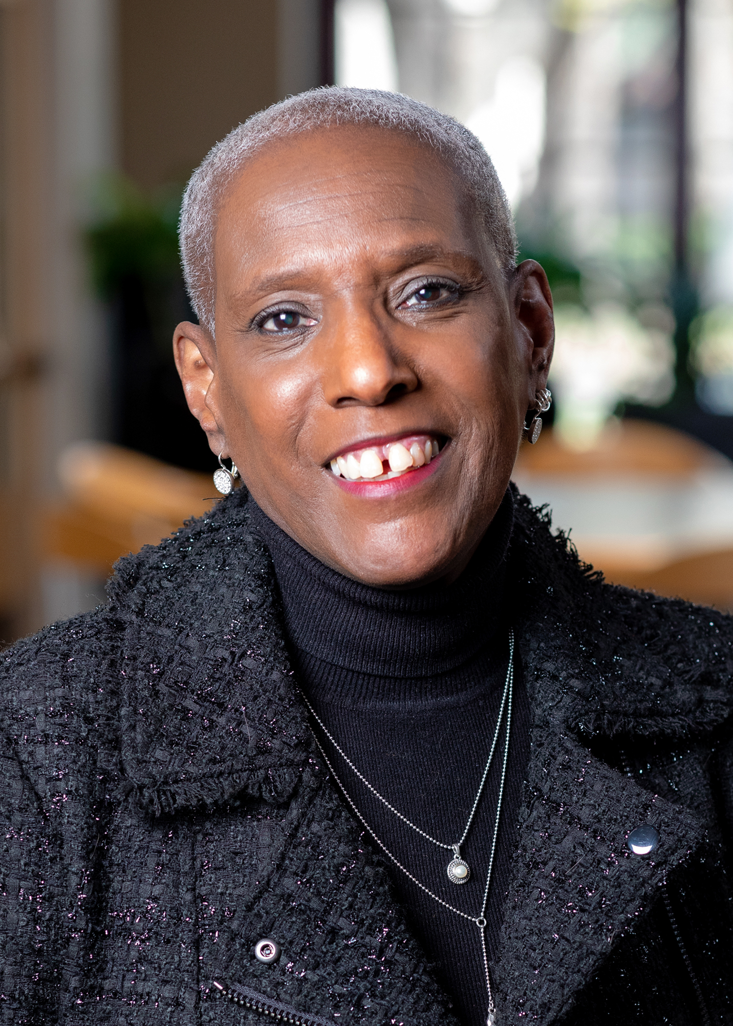 Lynette Fraction Headshot 