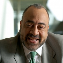 Donald Lewis Headshot 